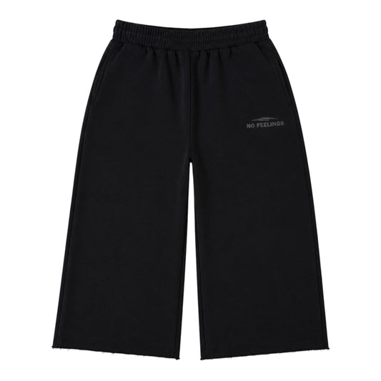 BLACKOUT 3/4 SHORTS